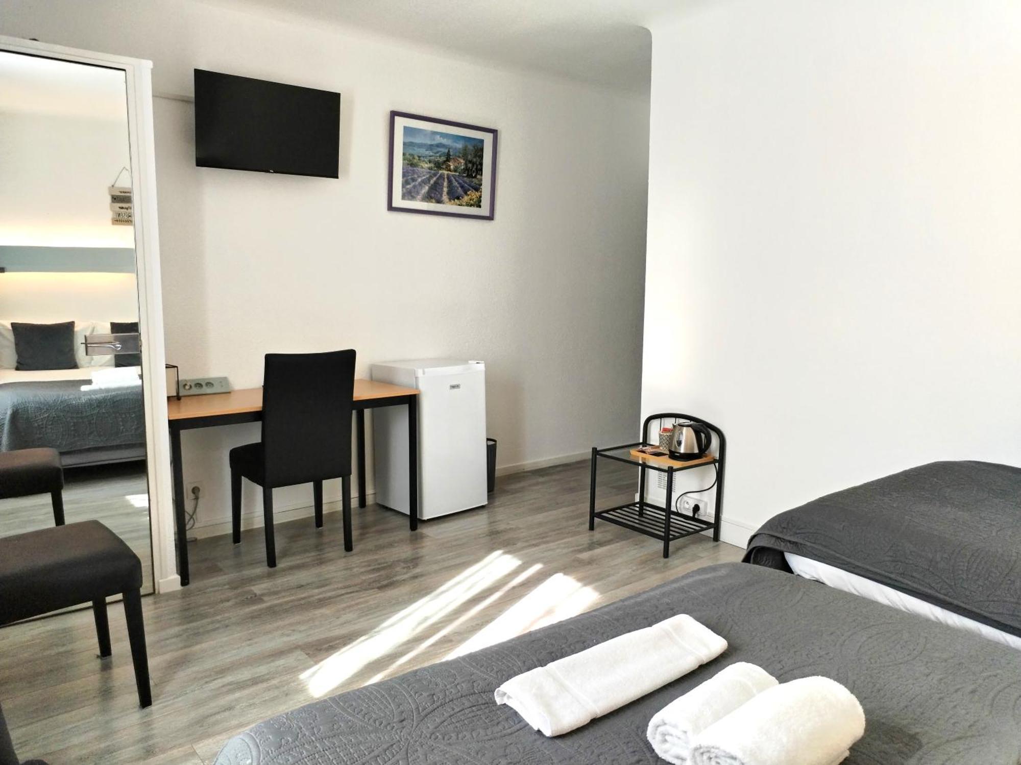 Hotel La Bastide D'Entraigues Экстерьер фото